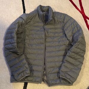 Uniqlo men’s ultra light down jacket, grey, XS